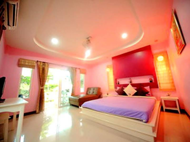 Bee Orchid Pool Villa Pattaya Exterior foto